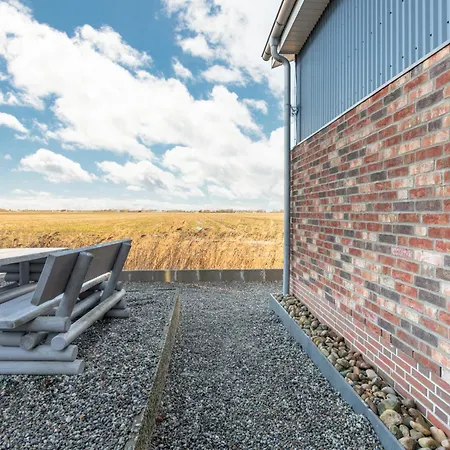Holiday home Tinyhouse Fofteinbutze